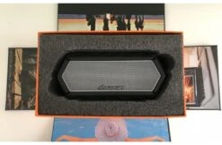 Soundcast Soundcast VG1 Waterproof Outdoor Bluetooth Speaker -Hayward Verkoopwinkel soundcast soundcast vg1 waterproof outdoor bluetoo 4